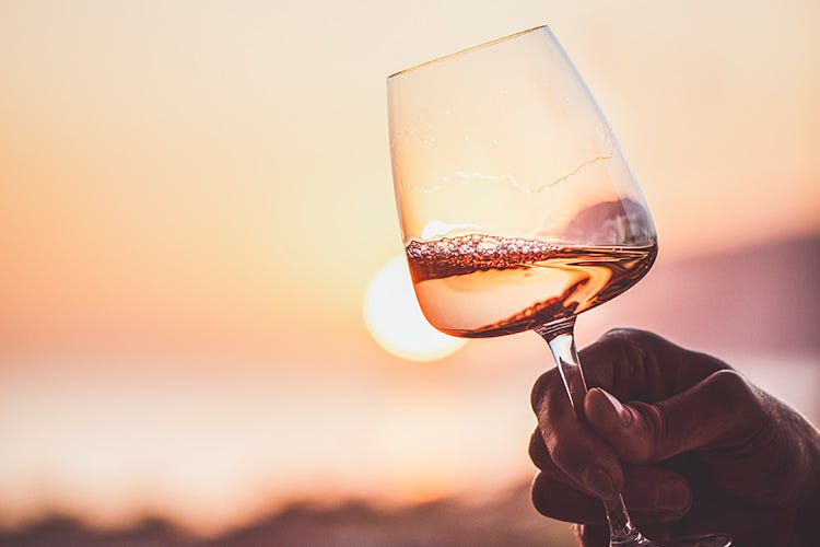 Nel mondo del vino nascono iniziative per portare i turisti a visitare le cantine - Beverage, qualità e nuove proposte nell’estate post-lockdown