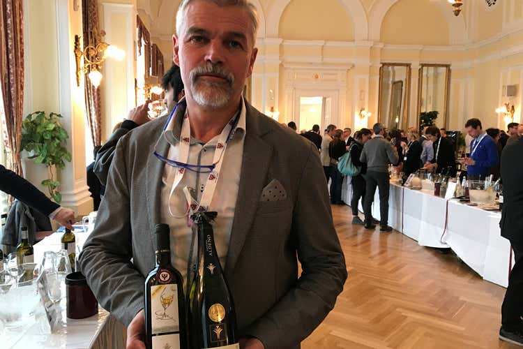 Walter Weber (Bio&Dinamica a Merano Wine Festival Un viaggio italiano nei grandi vini bio) Walter Weber (Bio&Dinamica a Merano Wine Festival Un viaggio italiano nei grandi vini bio)