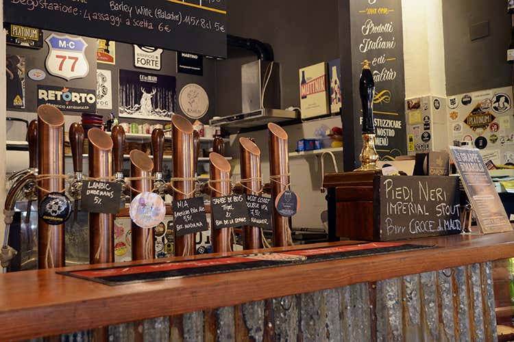 L'Emilia Romagna ha visto una prima fase di fioritura brassicola tra il 2007 e il 2010 (Birra artigianale in Emilia Romagna Crescente l'interesse del pubblico)