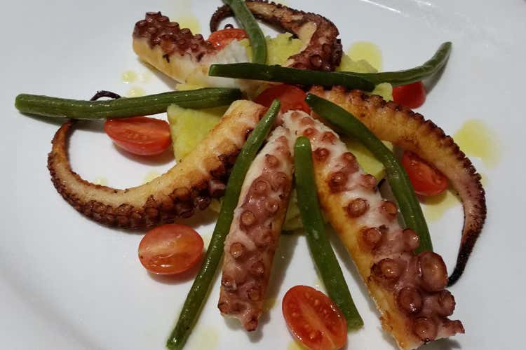 Blu Blu Blu, pesce fresco e non caro  Gestione cinese, tocco italiano nel menu