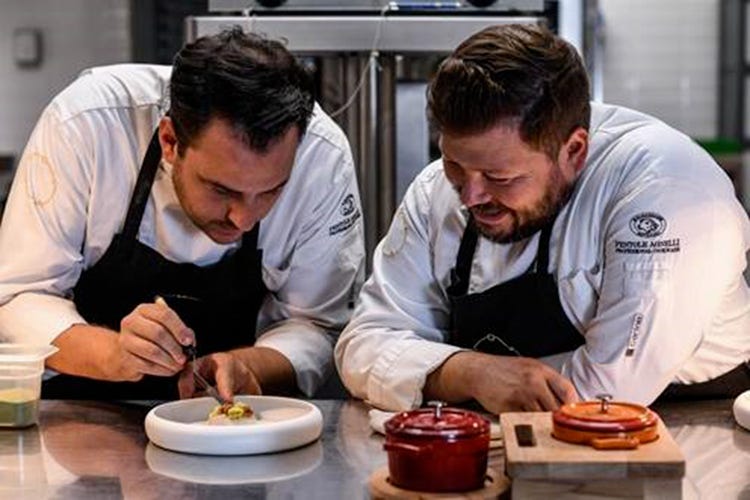 Marco Stagi e Filippo Cammarata - Bolle a Lallio, new entry in cucina Marco Stagi a fianco di Cammarata