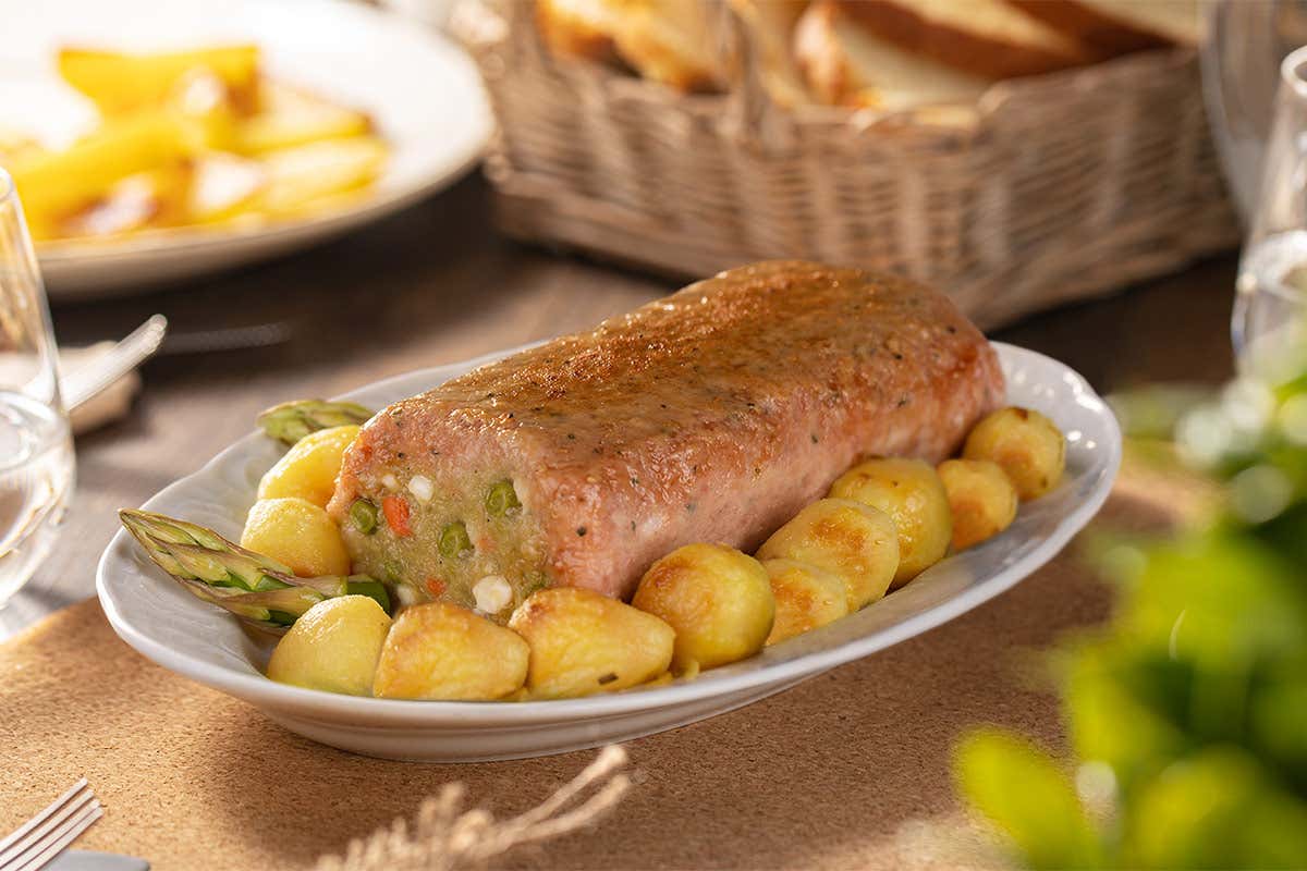 BonRoll, polpettone con piselli e prosciutto cotto Gli italiani premiano il mondo degli affettati