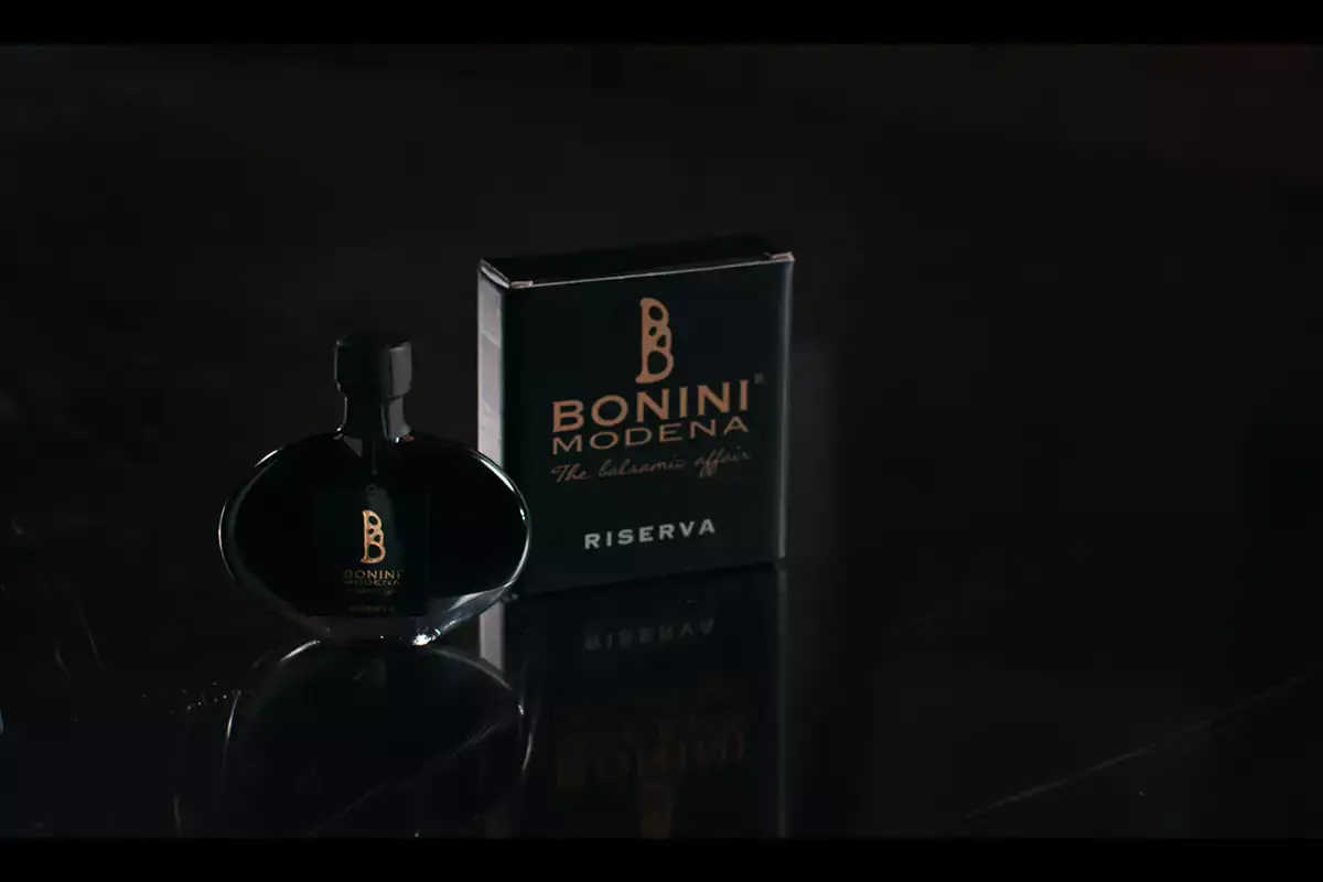 Riserva di Bonini, Aceto Balsamico Tradizionale di Modena Dop La Cucina di Longino parte con il Balsamico di Modena Bonini