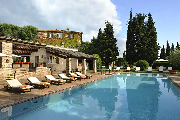 Relais &amp; Ch&acirc;teaux Borgo San Felice In viaggio rispettando la Terra? 16 indirizzi in Italia e nel mondo