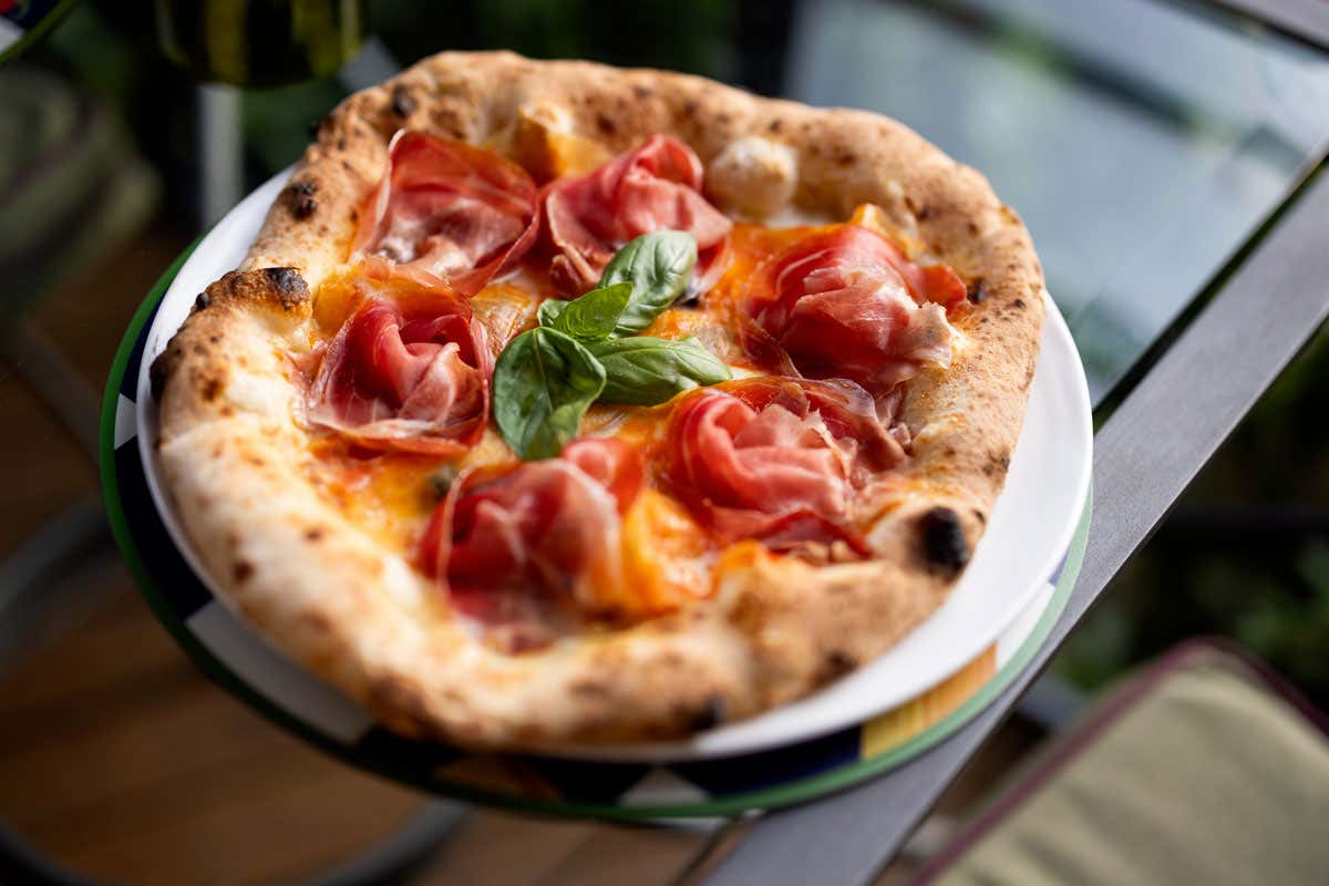 Cucina sotto il cielo fiorentino: i sapori estivi da Al Fresco al Four Seasons 