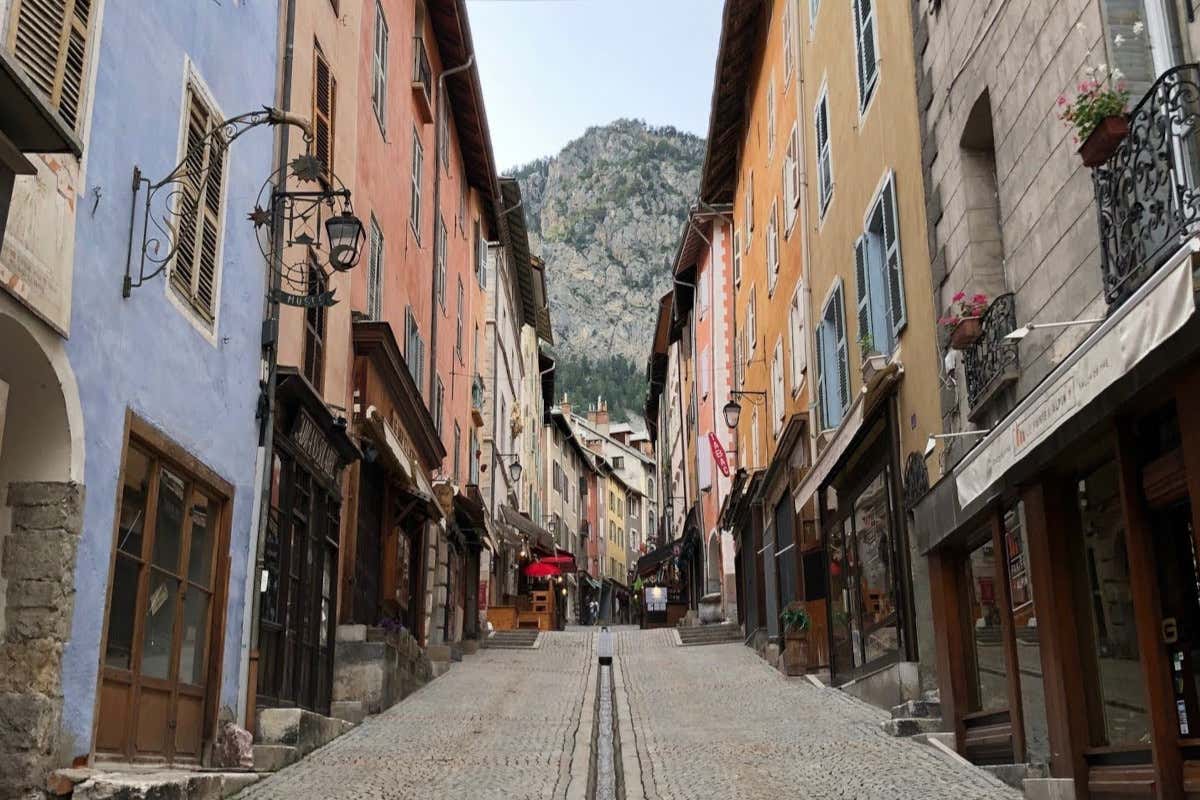 Briançon: una cartolina delle Hautes-Alpes. Tra relax e gustose delizie Briançon: una cartolina delle Hautes-Alpes. Tra relax e gustose delizie