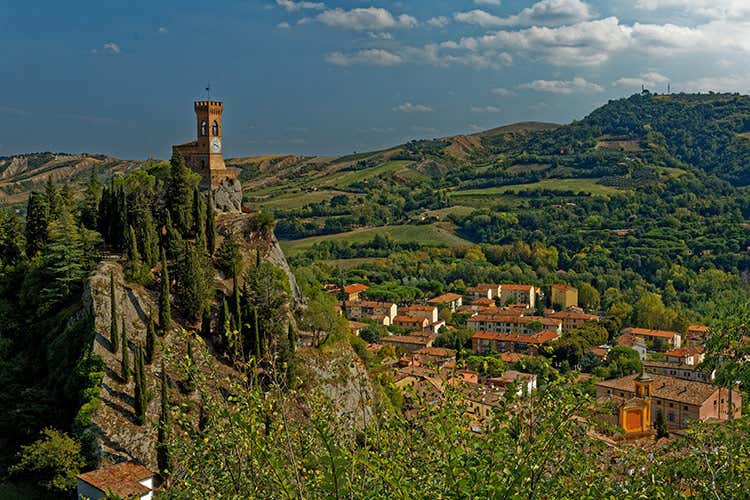 Brisighella è per la spiccata vocazione all’ospitalità e al turismo sostenibile - Brisighella, borgo da vivere slow tra edifici storici e prodotti tipici Brisighella è per la spiccata vocazione all’ospitalità e al turismo sostenibile - , borgo da vivere slow tra edifici storici e prodotti tipici