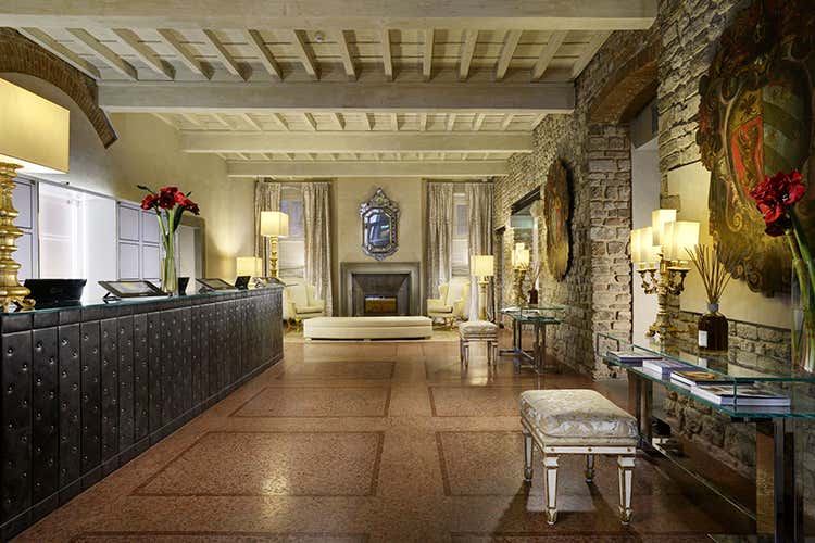 Il Brunelleschi di Firenze - Forbes Travel Guide premia il Brunelleschi di Firenze Il Brunelleschi di Firenze - Forbes Travel Guide premia il Brunelleschi di Firenze