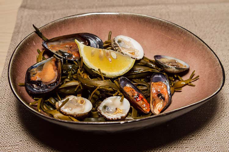 (Brutti di mare, da un anno a Milano Si festeggia tra obiettivi e novit&agrave;)