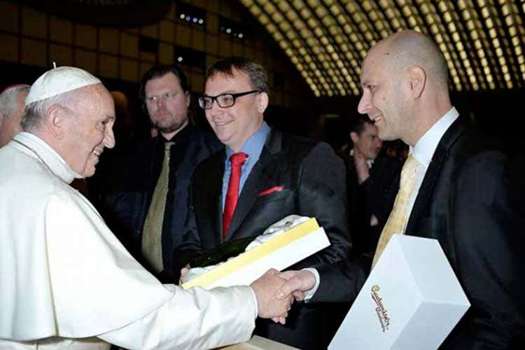 (Budweiser Budvar Anche il Papa ha la sua birra) (Budweiser Budvar Anche il Papa ha la sua birra)