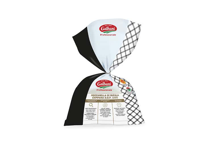 Cottura in forno a legna per una pizza a regola d&rsquo;arte