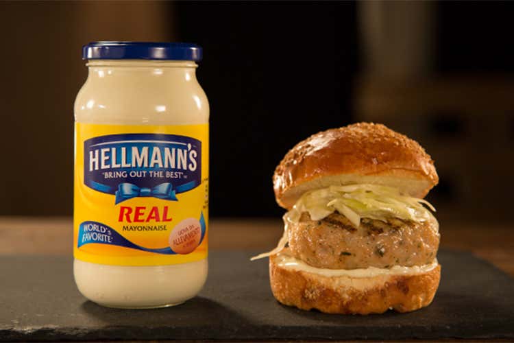 Burger di tacchino con maionese all’arancia e zenzero