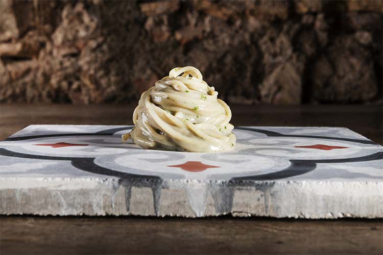 Capellini freddi e ostriche di Caterina Ceraudo - Il 14 febbraio di Veuve Clicquot si passa tra vino e ricette stellate