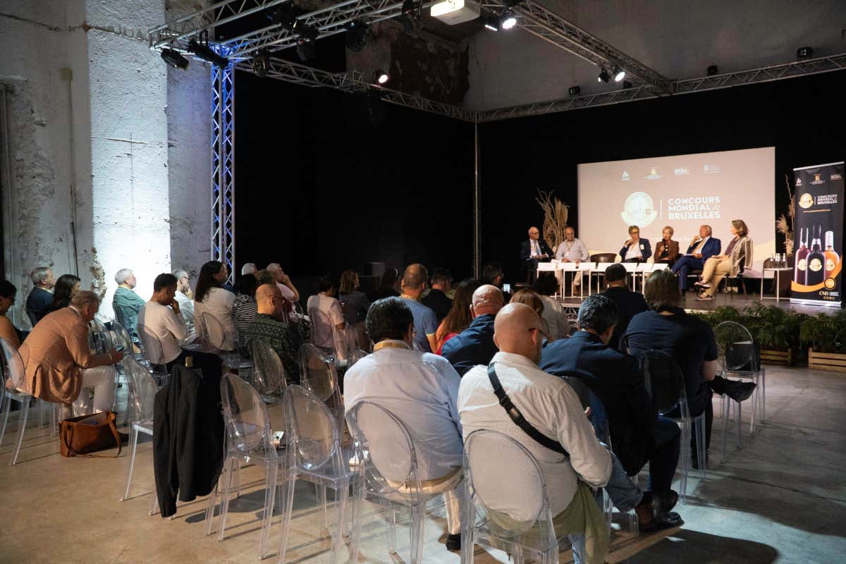 Vini fortificati, una tradizione mediterranea candidata a patrimonio Unesco Vini fortificati, una tradizione mediterranea candidata a patrimonio Unesco