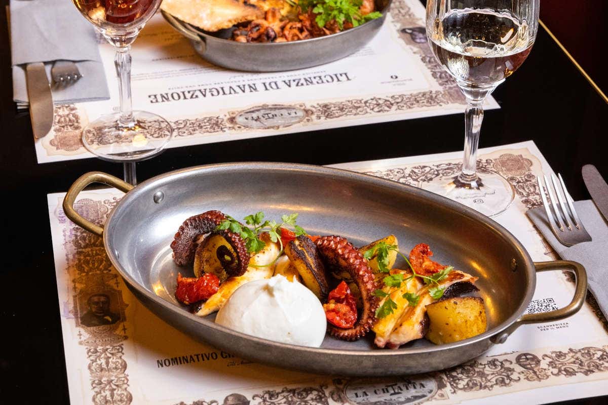 La Chiatta: il design di Costa Group ridisegna la storia dei Navigli La Chiatta: il design di Costa Group ridisegna la storia dei Navigli