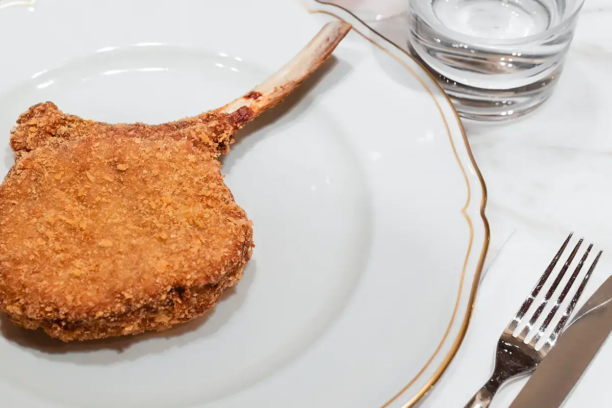 Milanese o viennese? La “cotoletta” dell'estate è la piemontese