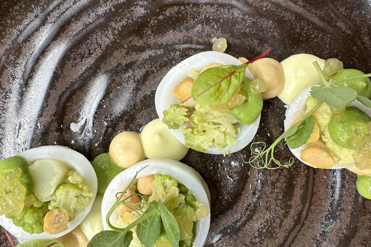 Calamaro ripieno con broccolo romano, ceci e agrumi