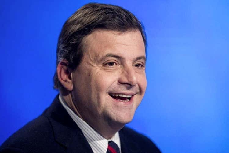 Carlo Calenda - Calenda: &laquo;Qui le cose non vanno Ecco i miei 10 criteri per la Fase 3&raquo;