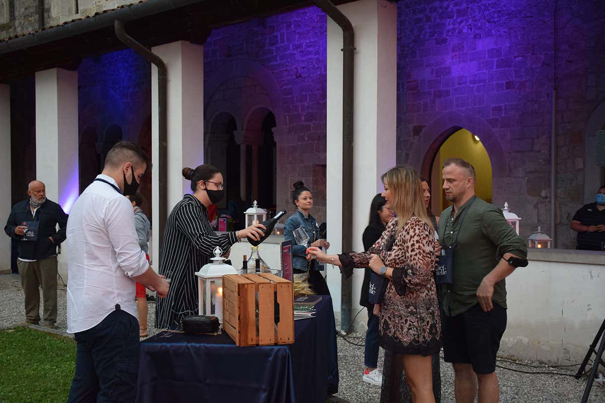 Calici di Stelle, tra brindisi, musica e degustazioni