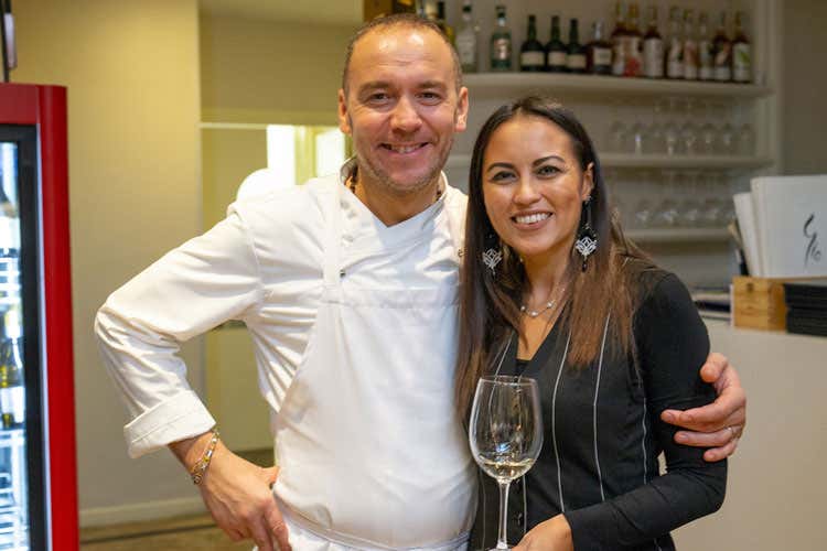 Giovanni D'Auria e Francesca Masako Matsumura (Calici siciliani e cucina bergamasca con i vini di Firriato al ristorante Gi&ograve;)