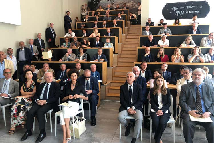 Il convegno organizzato dal Comitato Leonardo (Campania, ricerca e tecnologia linfa per promuovere le eccellenze)