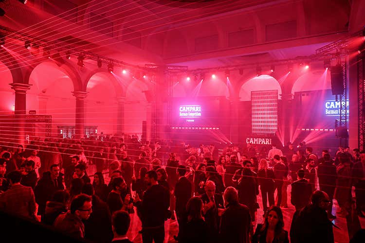 Al party orgaizzato da Campari a Spazio Vittoria (Campari Barman of the year 2020 Il titolo al giovane Corey Squarzoni)