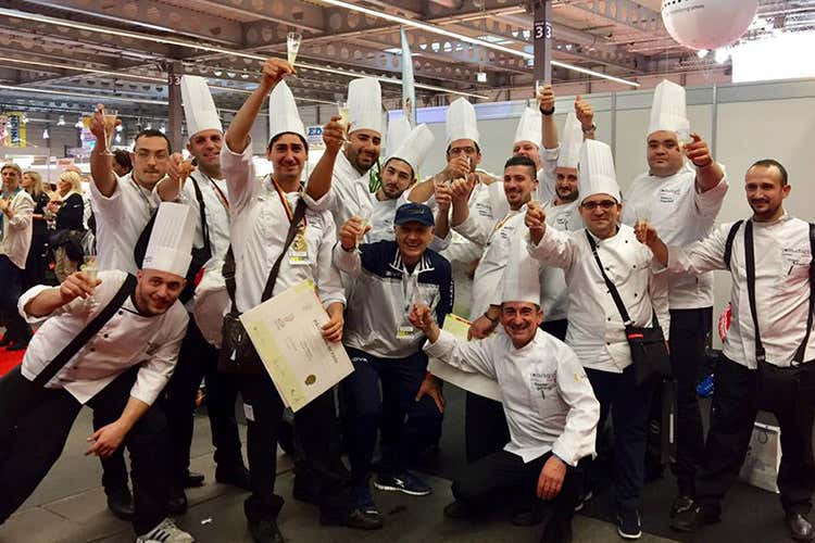 (Campionato di Finger food Medaglia d'oro al Team Costa del Cilento) (Campionato di Finger food Medaglia d'oro al Team Costa del Cilento)