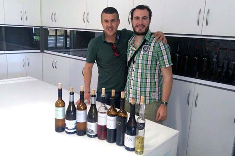 Agustin Garcia, Giuseppe De Cesare - Alle Canarie sole, mare, ma non solo  Anche i vini si scoprono di qualit&agrave;