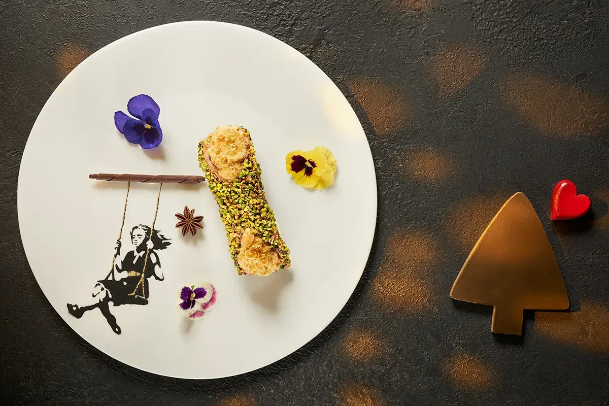 Cannolo siciliano con farcia di zucca e ricotta Il sapore della pace: raffinate ricette con le specialità di Menù