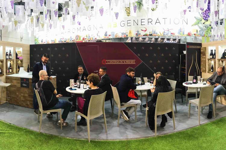 (Cantina di Carpi e Sorbara Foglia Oro rinnovata per la Gdo) (Cantina di Carpi e Sorbara Foglia Oro rinnovata per la Gdo)