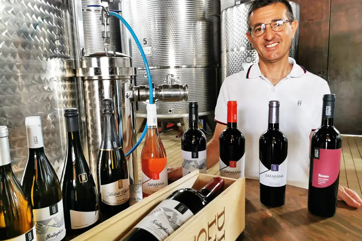 Sebastiano Polinas Cantine Di Legami, un Grillo spumante ed un Perricone che si fanno apprezzare
