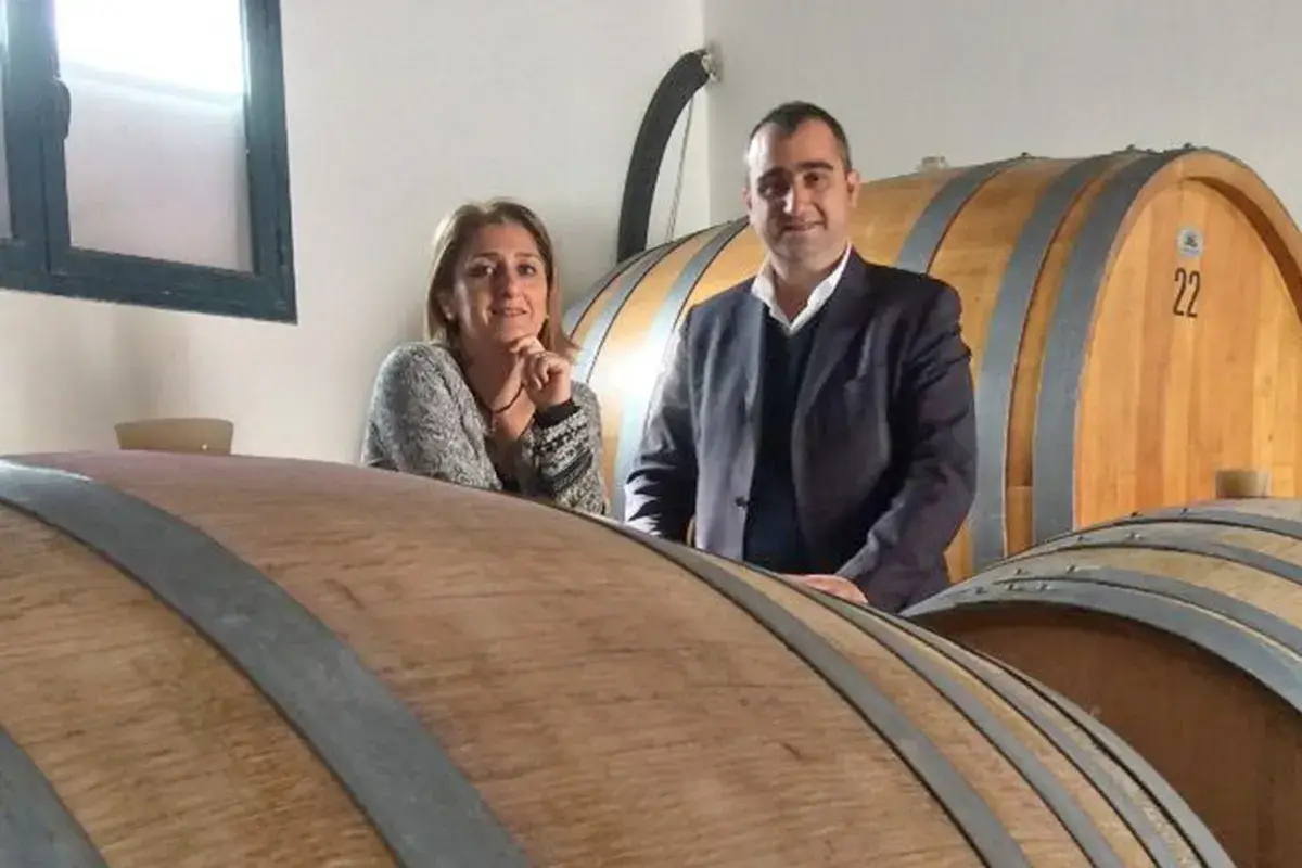 Gabriella e Giuseppe Di Legami Cantine Di Legami, un Grillo spumante ed un Perricone che si fanno apprezzare