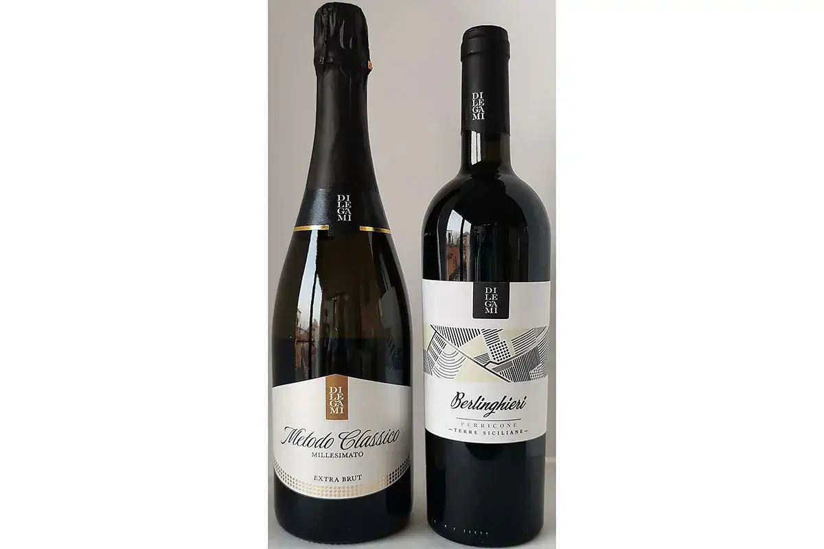 Due bottiglie della cantina Cantine Di Legami, un Grillo spumante ed un Perricone che si fanno apprezzare