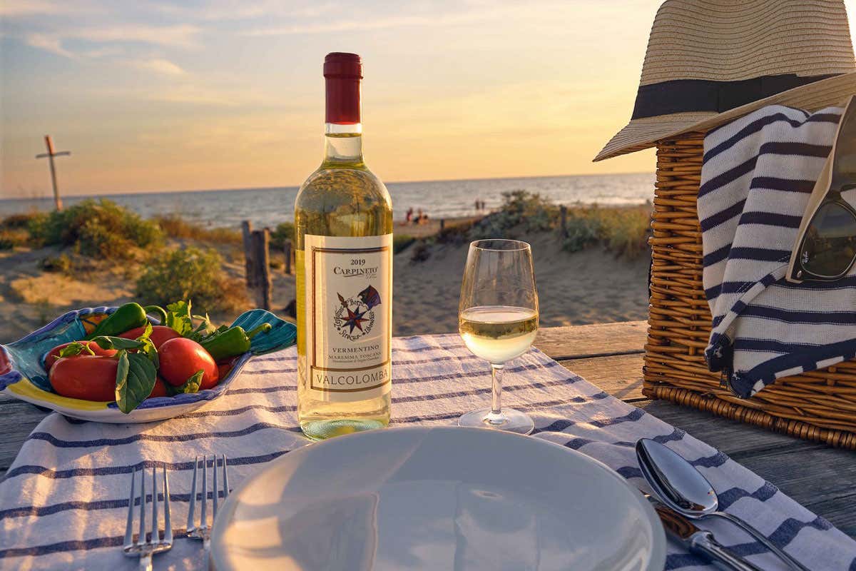 Esplorando l'estate con un calice: 5 luoghi da visitare e i vini da assaporare
