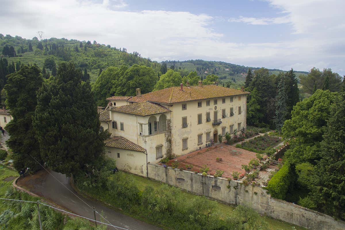 Tenuta di Capezzana a Carmignano (Po) Le nuove annate di Tenuta di Capezzana