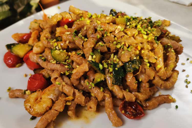 Busiate primavera - Coral Reef a Terrasini Piatti ricchi, carichi di gusto