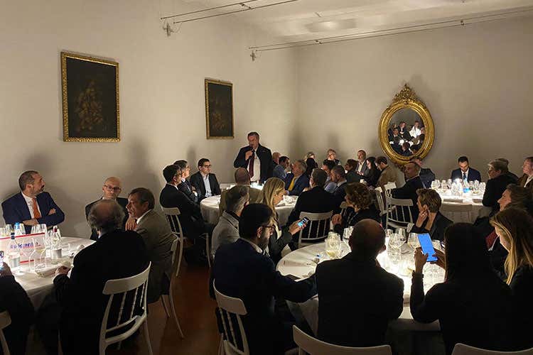 Un'immagine della cena (Carne certificata Made in Italy nelle mani di Oldani, cena vincente)