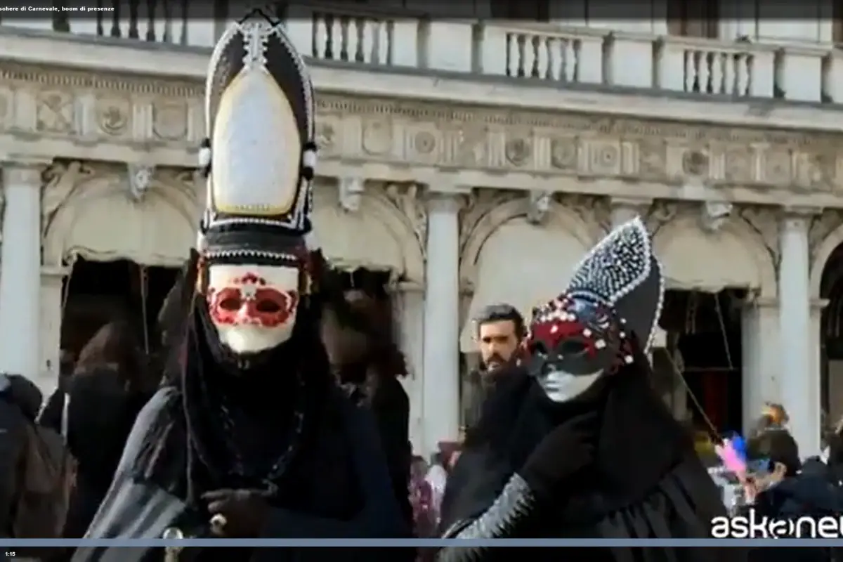 Tornano le maschere a Venezia per il Carnevale 