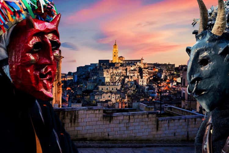 Il Carnevale di Aliano (Carnevale, le destinazioni 2020 tra maschere, carri e street food)