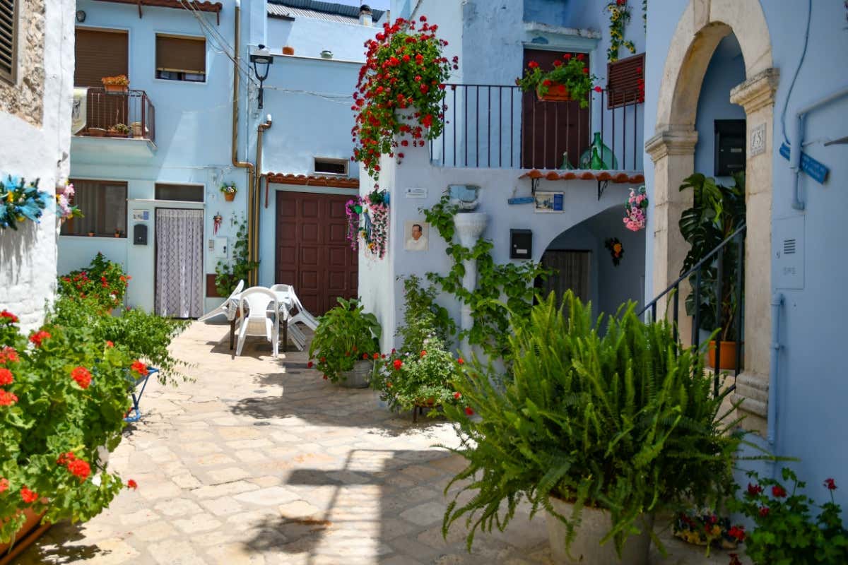 Contro il Blue Monday 5 città blu per viaggiare nel giorno più triste dell'anno Contro il Blue Monday 5 città blu per viaggiare nel giorno più triste dell'anno