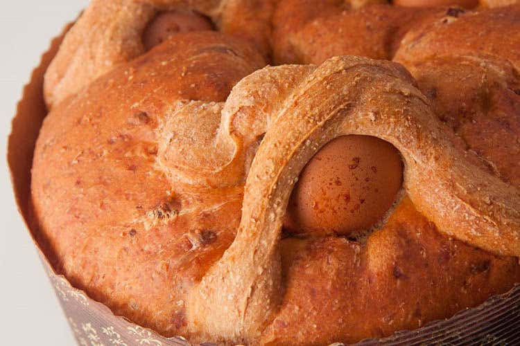 Pastiera di Dolcemascolo Pasqua in rosso e gourmet a Roma tra ricette d&rsquo;autore e&nbsp; delivery