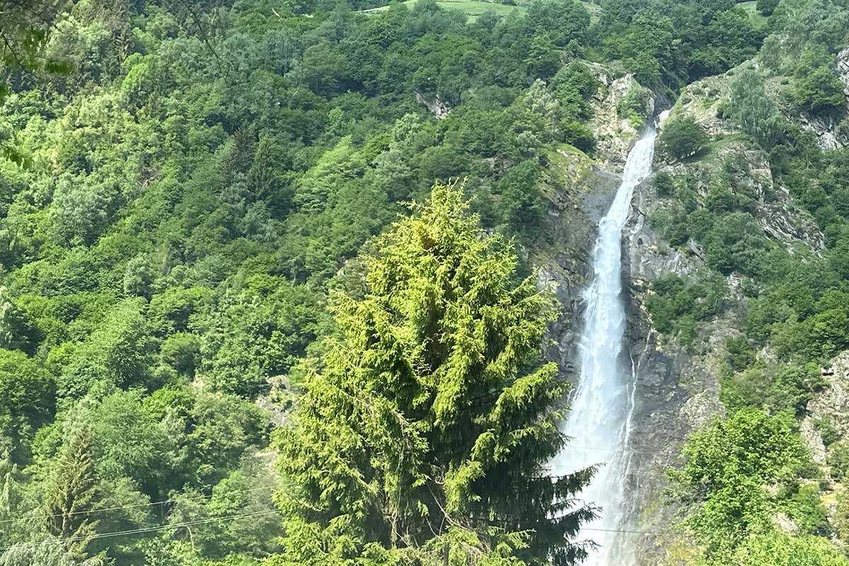 La Cascata di Parcines, un vero e proprio aerosol naturale i cui effetti benefici rigenerano l'organismo