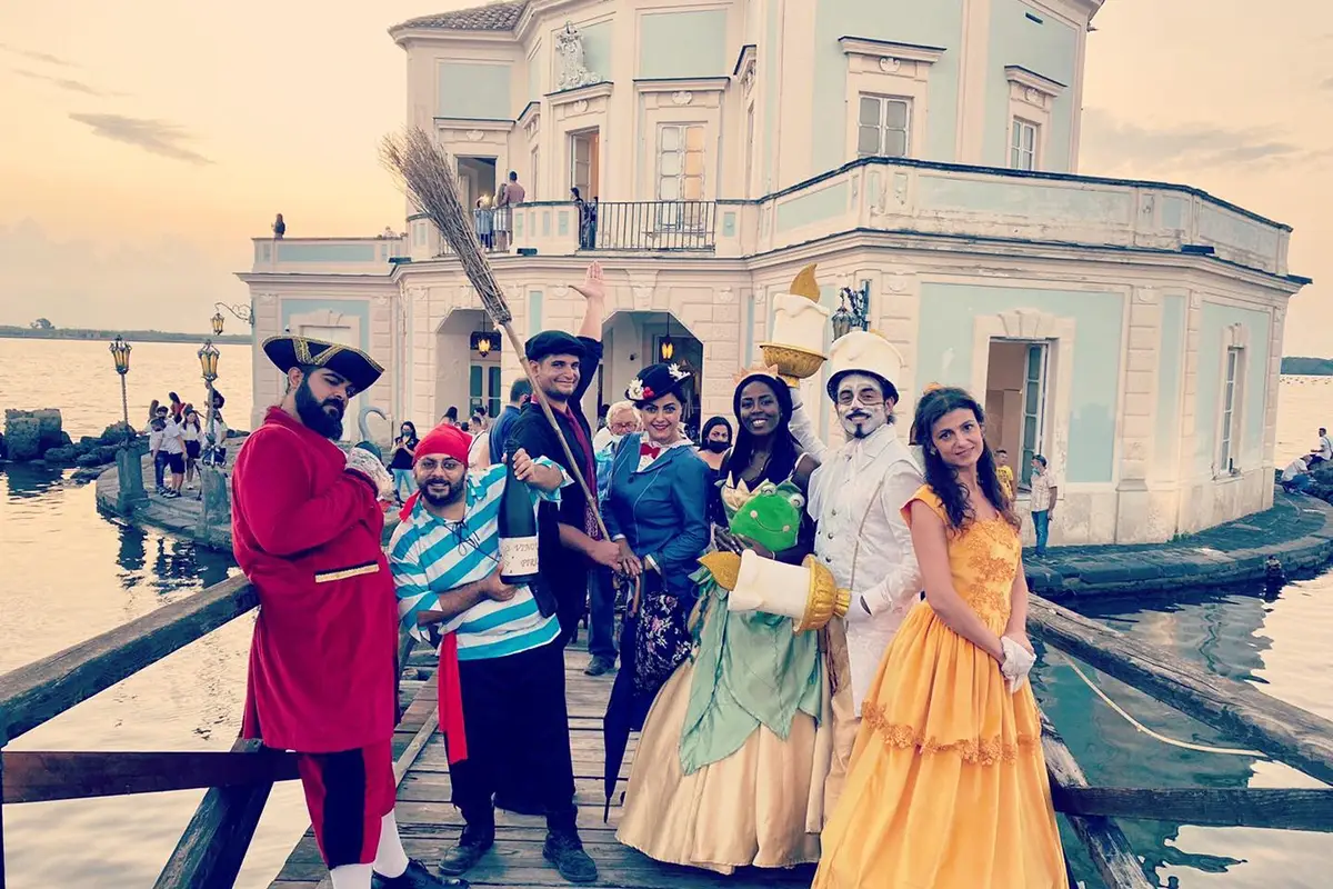 Carnevale a Casina Vanvitelliana Carnevale con i bimbi al Gran ballo alla coorte dei Borbone