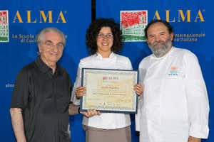 da sinistra: Gualtiero Marchesi, Cecilia Castellani e 