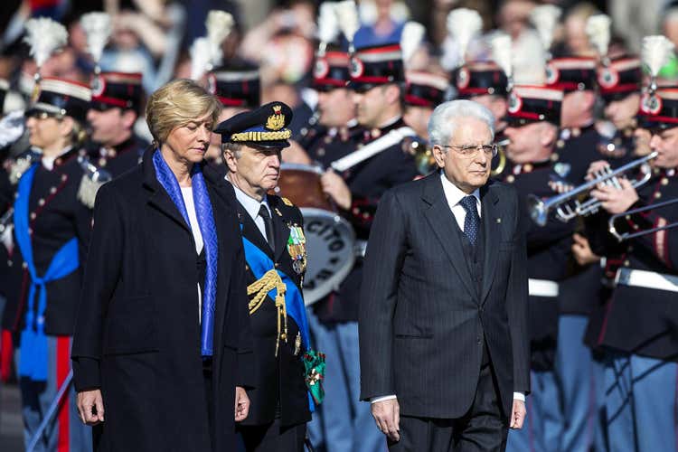 Sergio Mattarella alle celebrazioni dell'anno scorso - Anpi in piazza il 25 aprile Allora riaprano anche le Messe Sergio Mattarella alle celebrazioni dell'anno scorso - Anpi in piazza il 25 aprile Allora riaprano anche le Messe