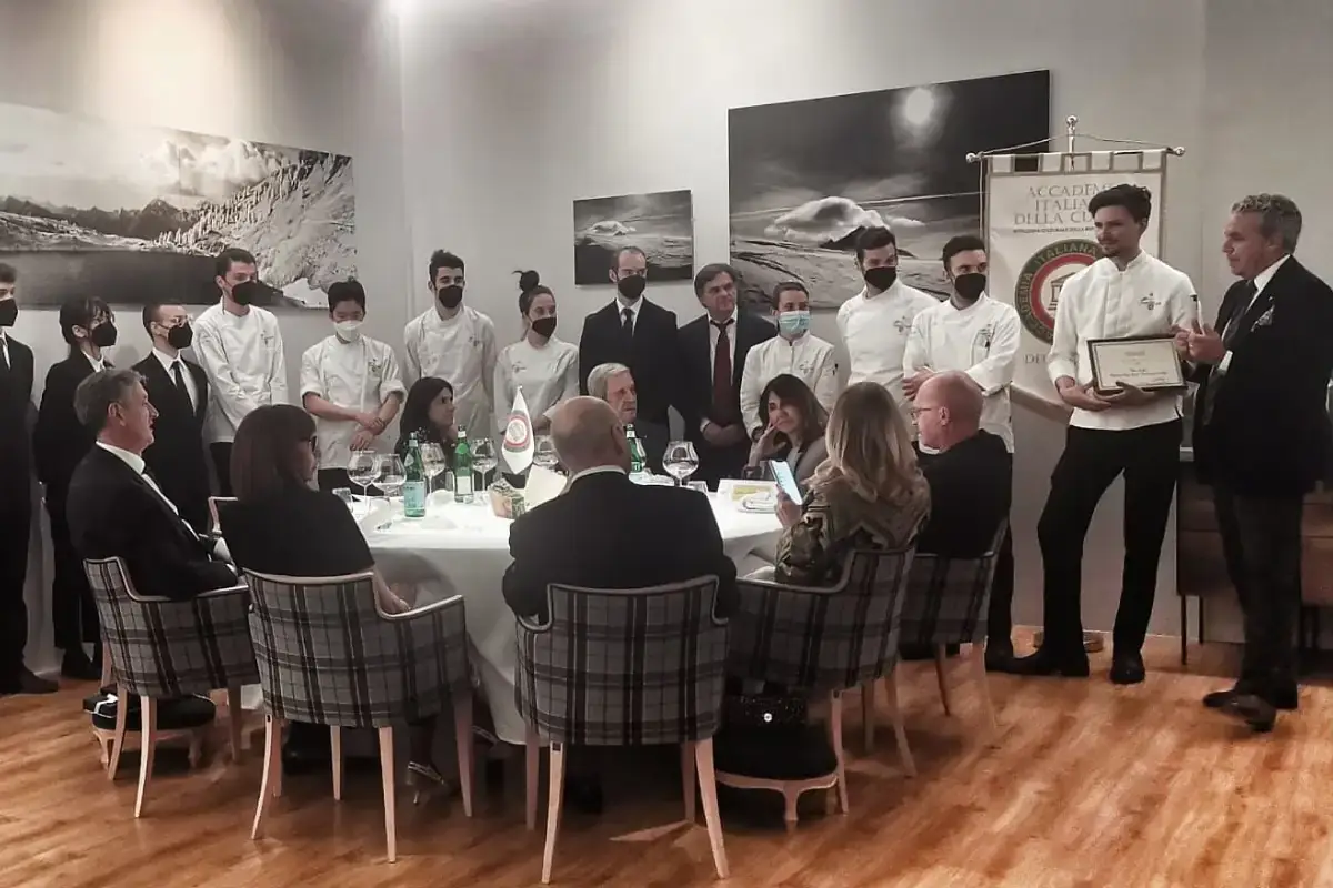Paolo Griffa del Petit Royal di Courmayeur &egrave; Prix au chef de l&rsquo;Avenir