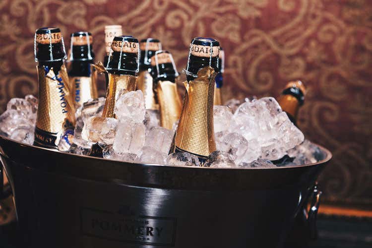 Champagne Pommery su Canale 5 Di domenica accompagna menu d'autore Champagne Pommery su Canale 5 Di domenica accompagna menu d'autore