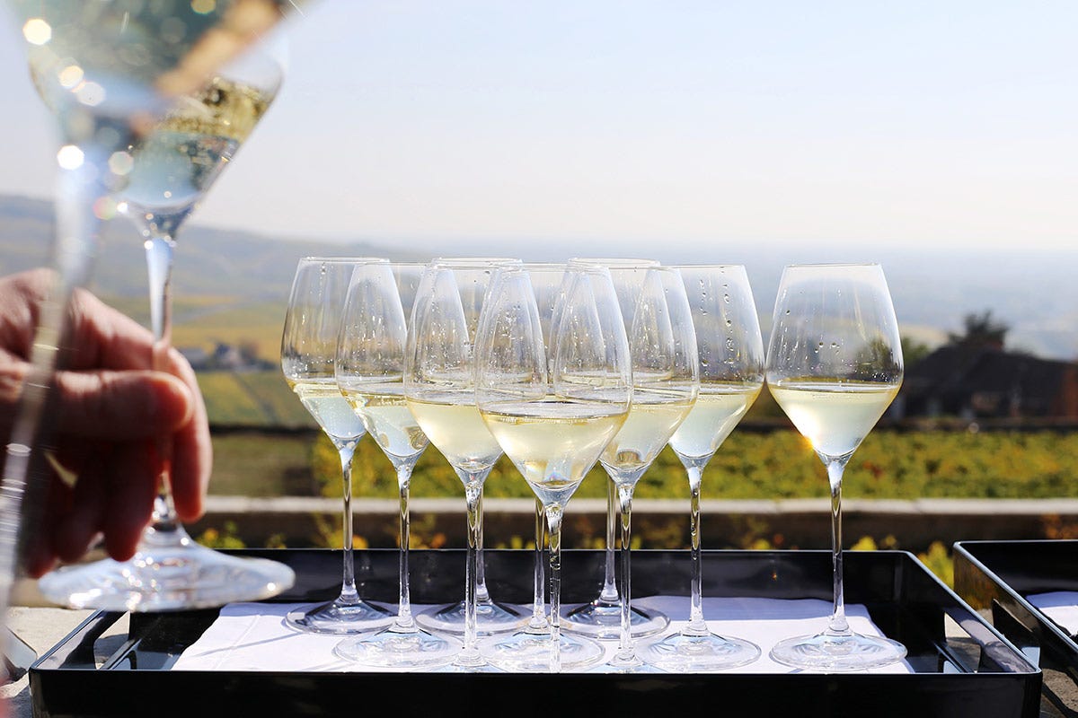 Il Bureau du Champagne Italia ha scelto 120 piatti provenienti da tutto il mondo in abbinamento con le diverse tipologie di Champagne Champagne ecco i migliori abbinamenti con piatti da tutto il mondo