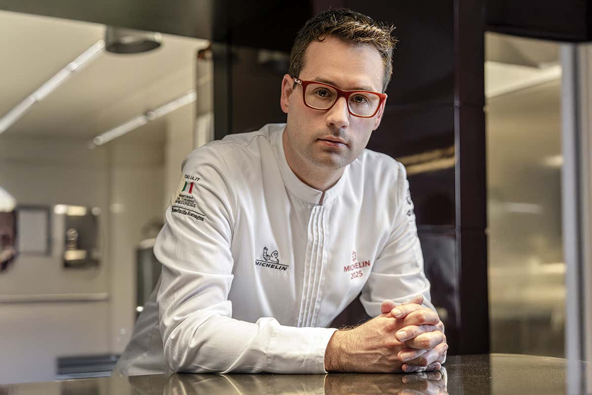 Iris Verona: come nasce una cucina Michelin libera dalle mode Iris Verona: come nasce una cucina Michelin libera dalle mode