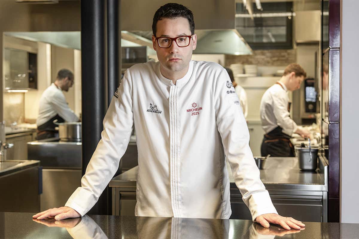 Iris Verona: come nasce una cucina Michelin libera dalle mode Iris Verona: come nasce una cucina Michelin libera dalle mode